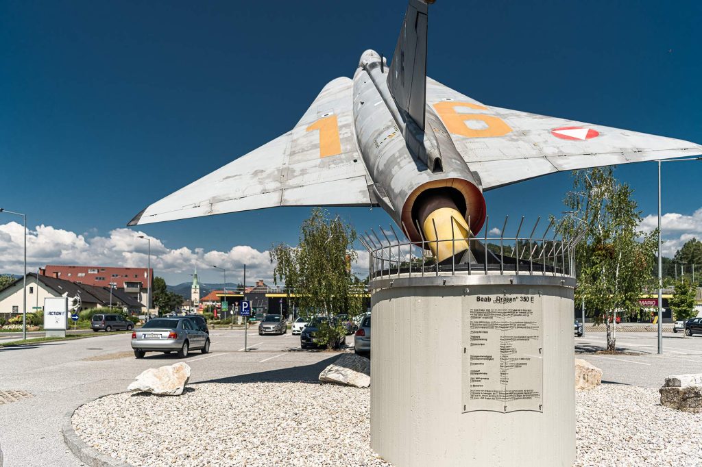 Stahlbau-Konstruktion mit einem aufgesetztem Draken beim Blue Sky in Voitsberg